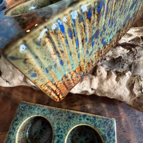 Two Vintage Pier 1 Ceramic Tea Light Candle Holders With Textured Blue Green & R - Picture 4 of 8